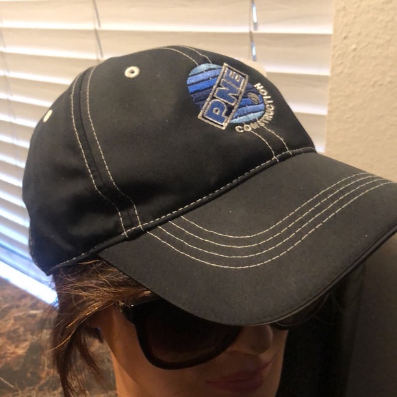 NikeGolf Men’s “PNE Construction “Black Baseball Cap Size Adjustable - Picture 8 of 14